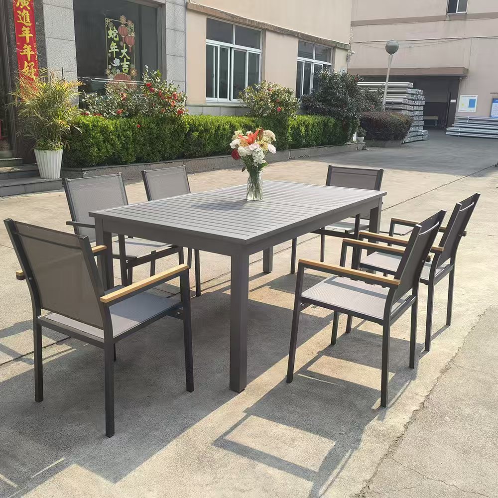 Outdoor Furniture Warehouse - Rectangle Outdoor Expandable Patio Dining Table